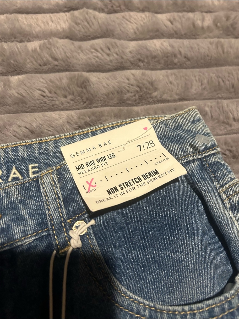 Gemma Rae mid-rise, wide-leg, non-stretch (with star Patch’s) denim jeans - Picture 5 of 10